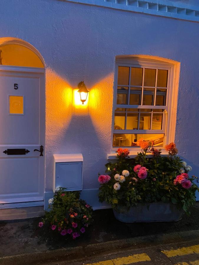 Stylish & Cosy Boutique Townhouse 1 Bedroom, 1 Sofa Bed - Sleeps 4 Christchurch  Eksteriør bilde